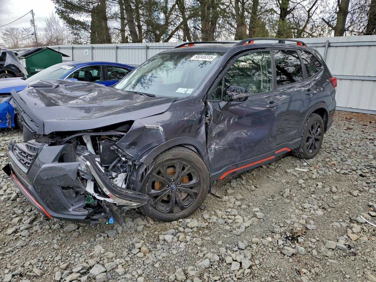 2024 SUBARU FORESTER