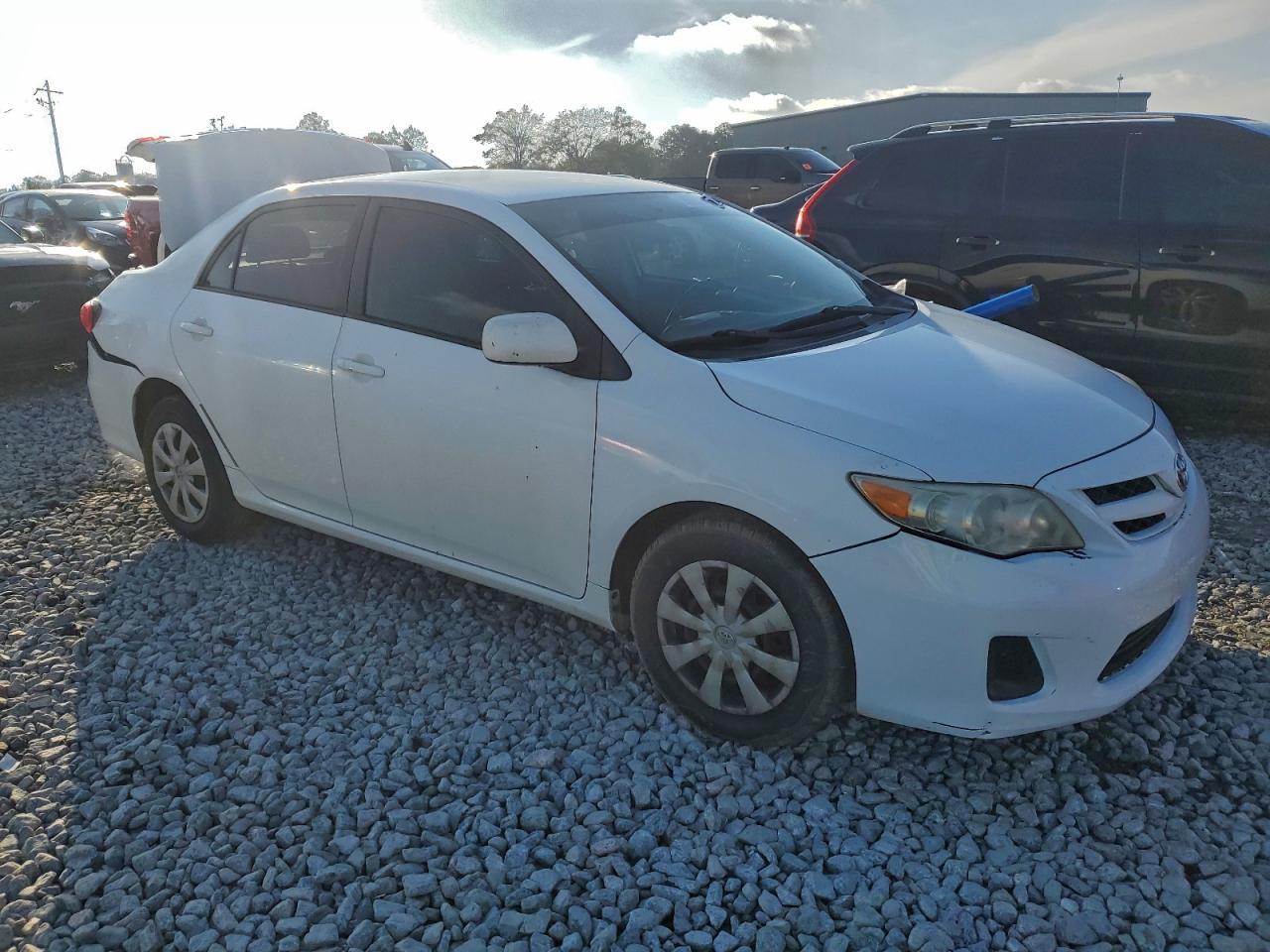 2011 TOYOTA COROLLA