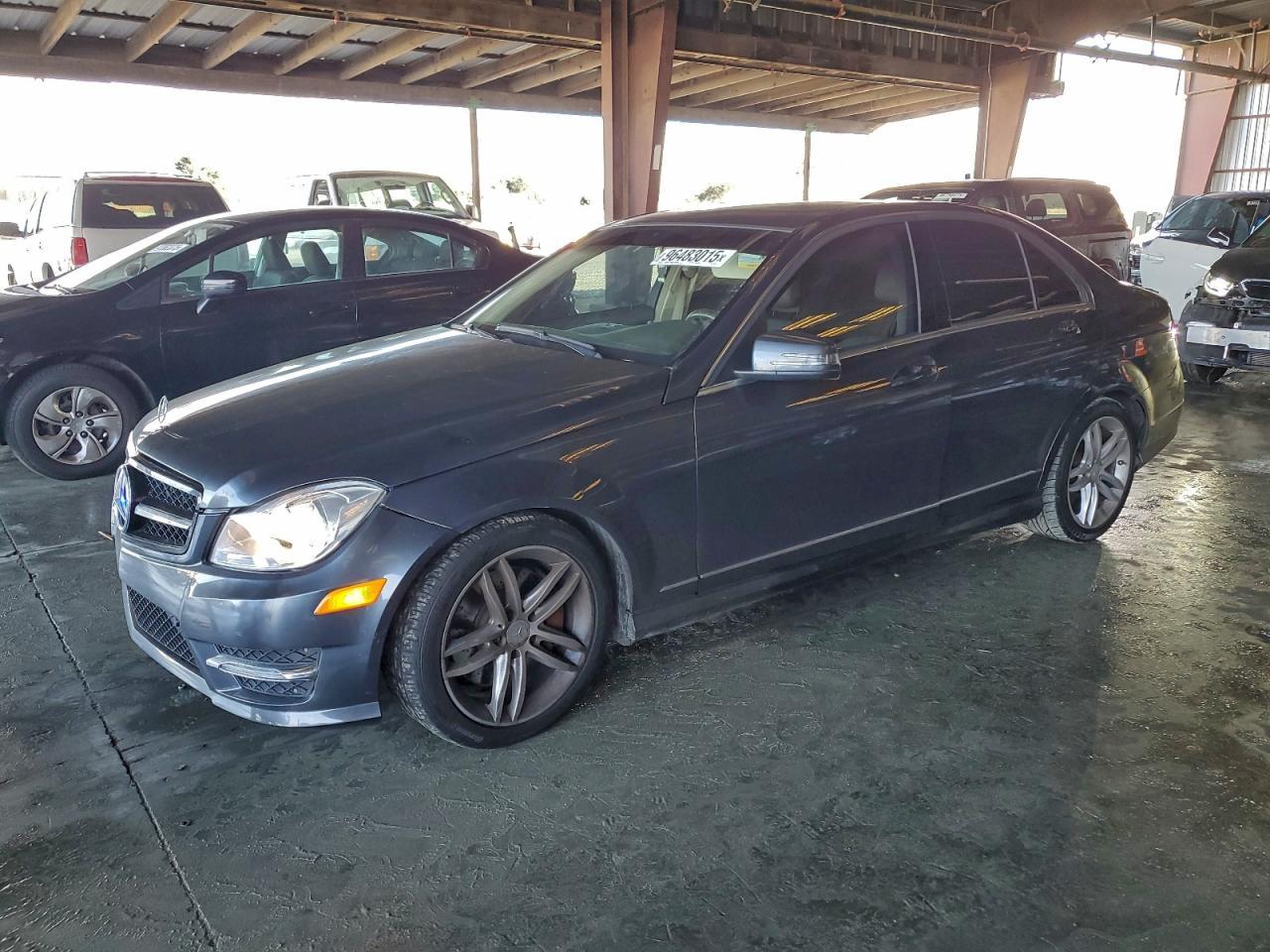 2014 MERCEDES-BENZ C-CLASS