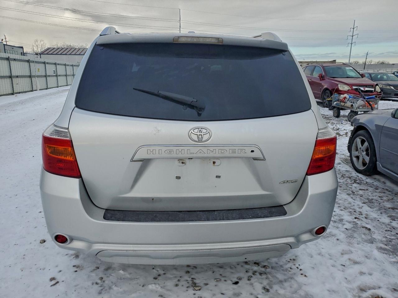2010 TOYOTA HIGHLANDER