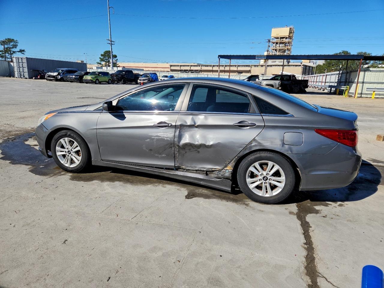 2013 HYUNDAI SONATA
