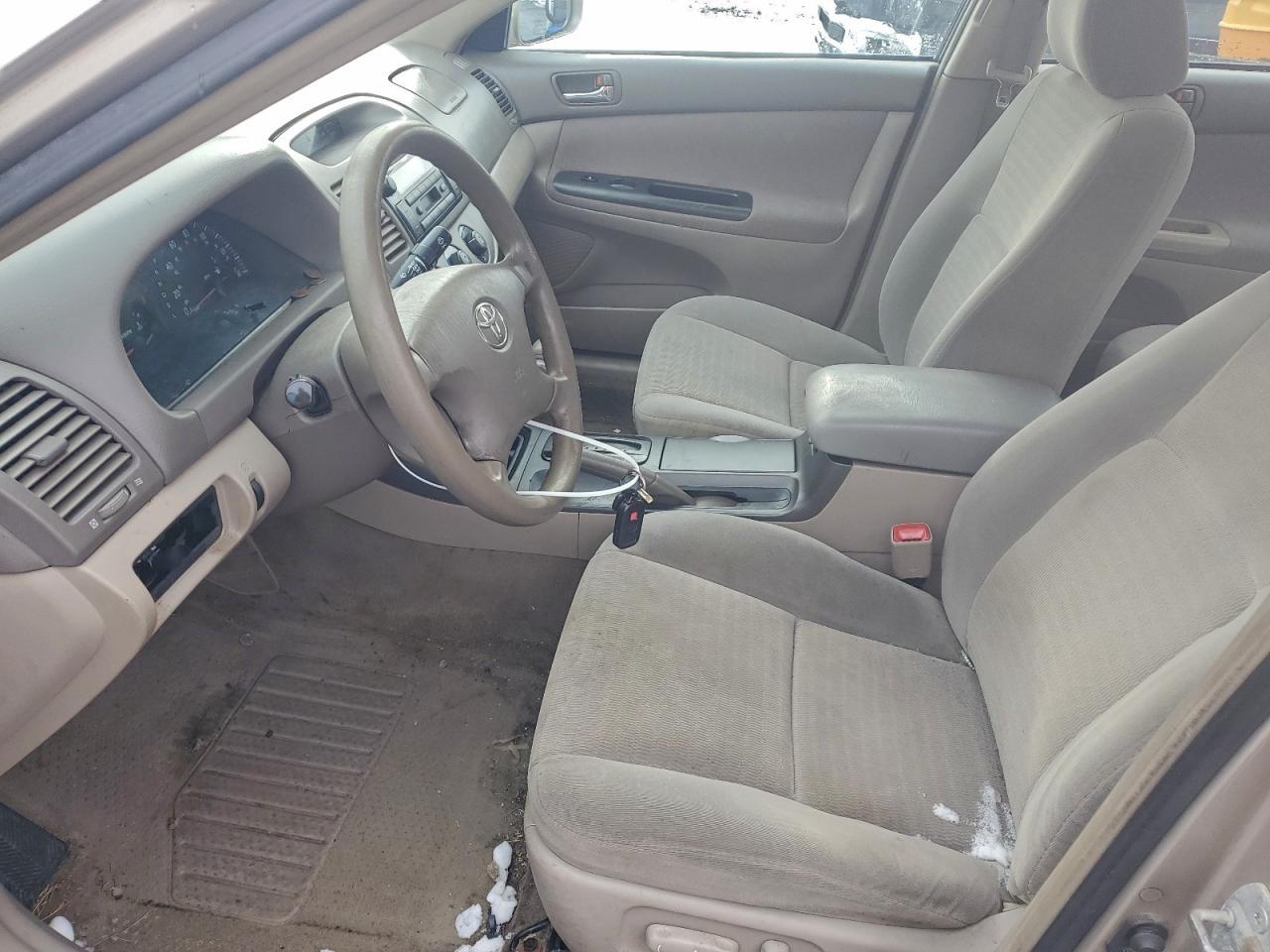 2004 TOYOTA CAMRY