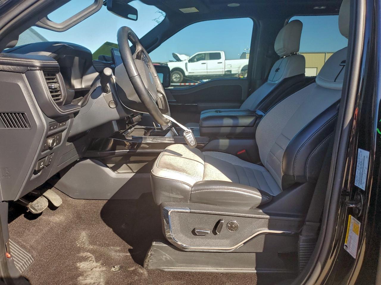 2022 FORD F-150 Lightning