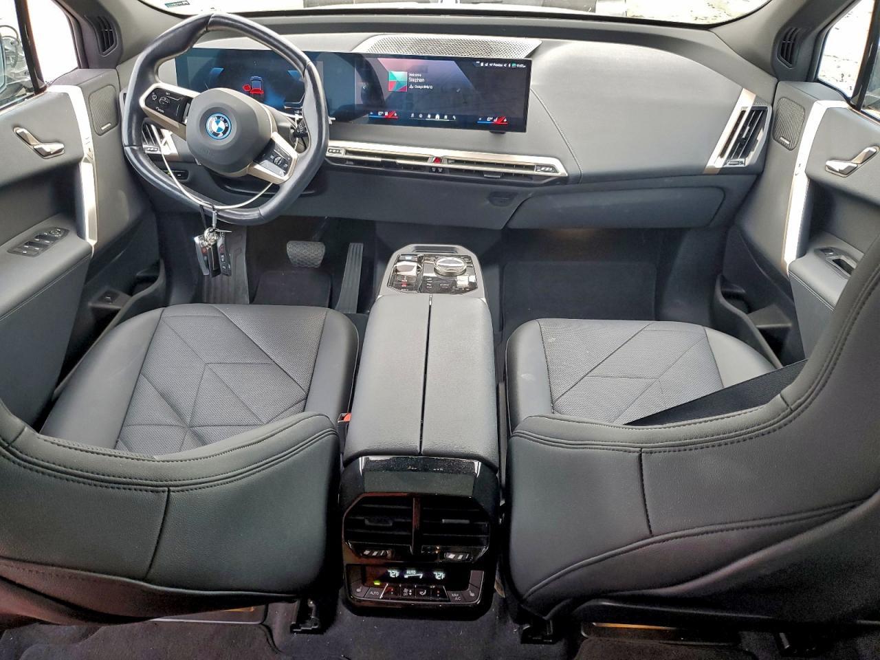 2024 BMW iX