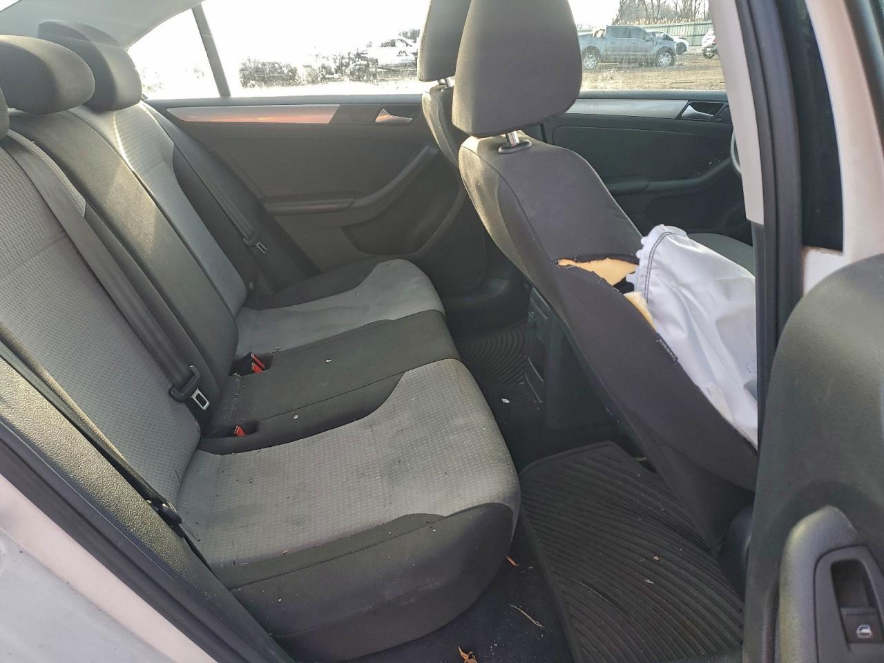 2018 VOLKSWAGEN JETTA