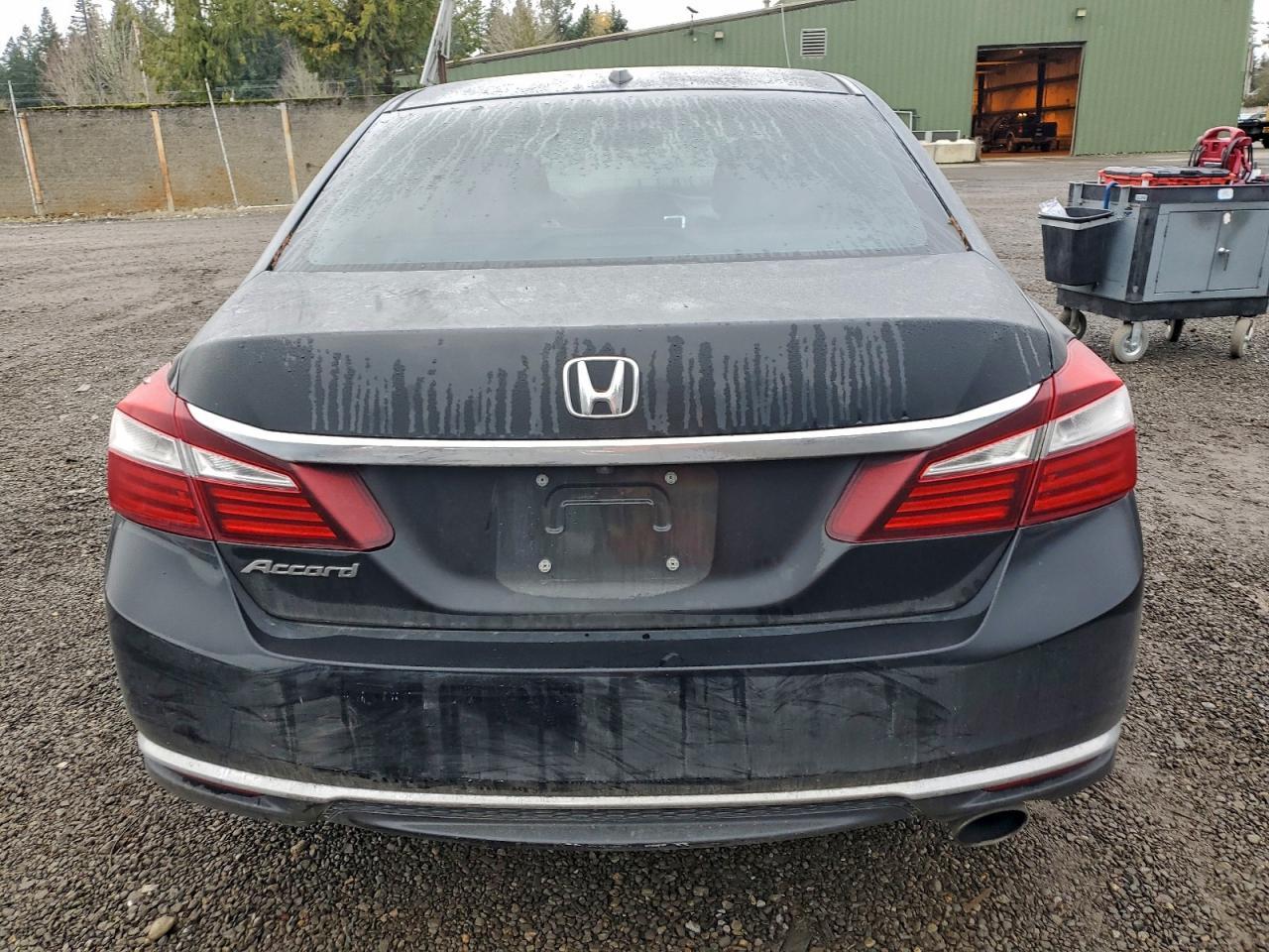 2017 HONDA ACCORD