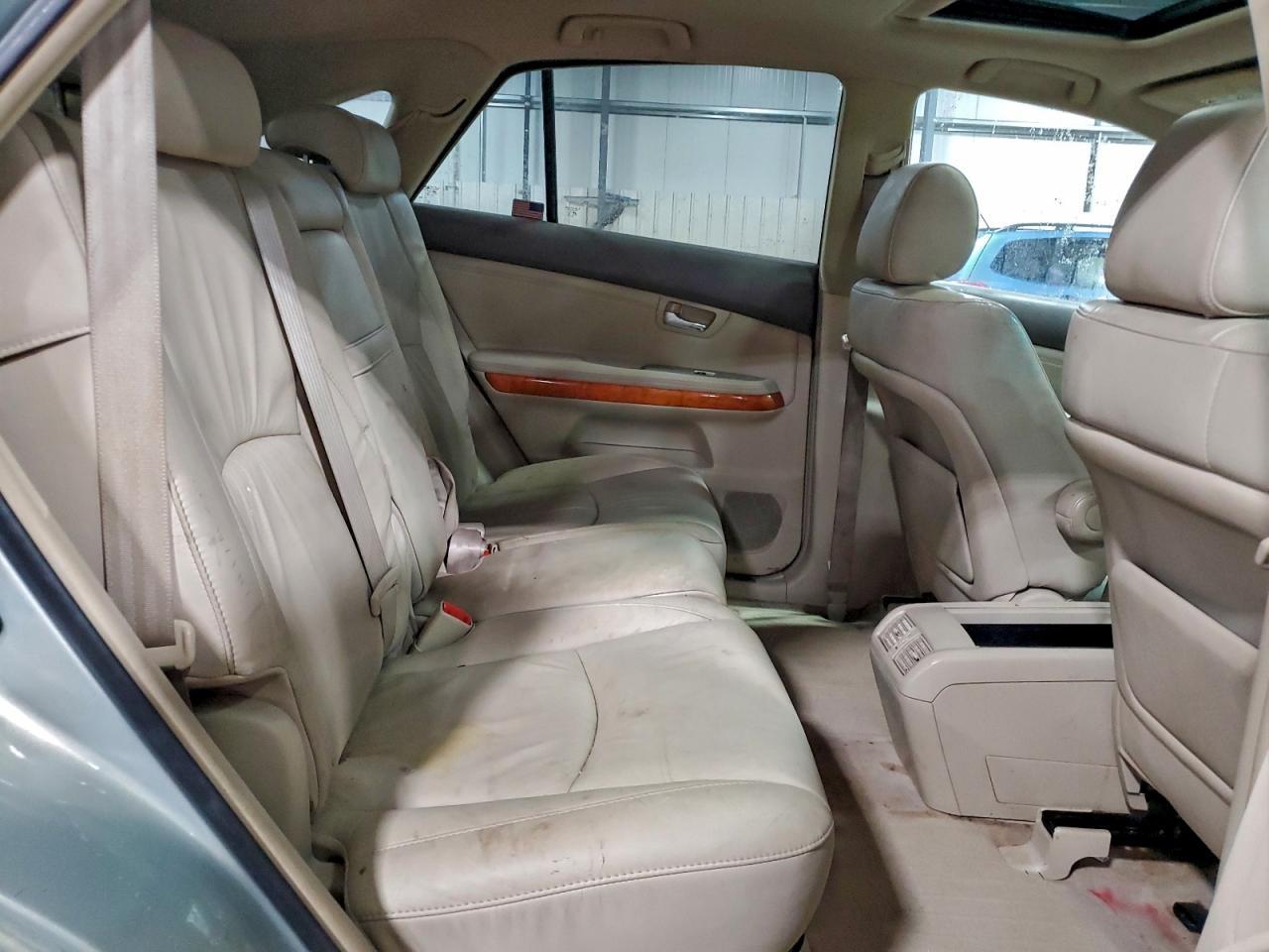 2005 LEXUS Rx 330