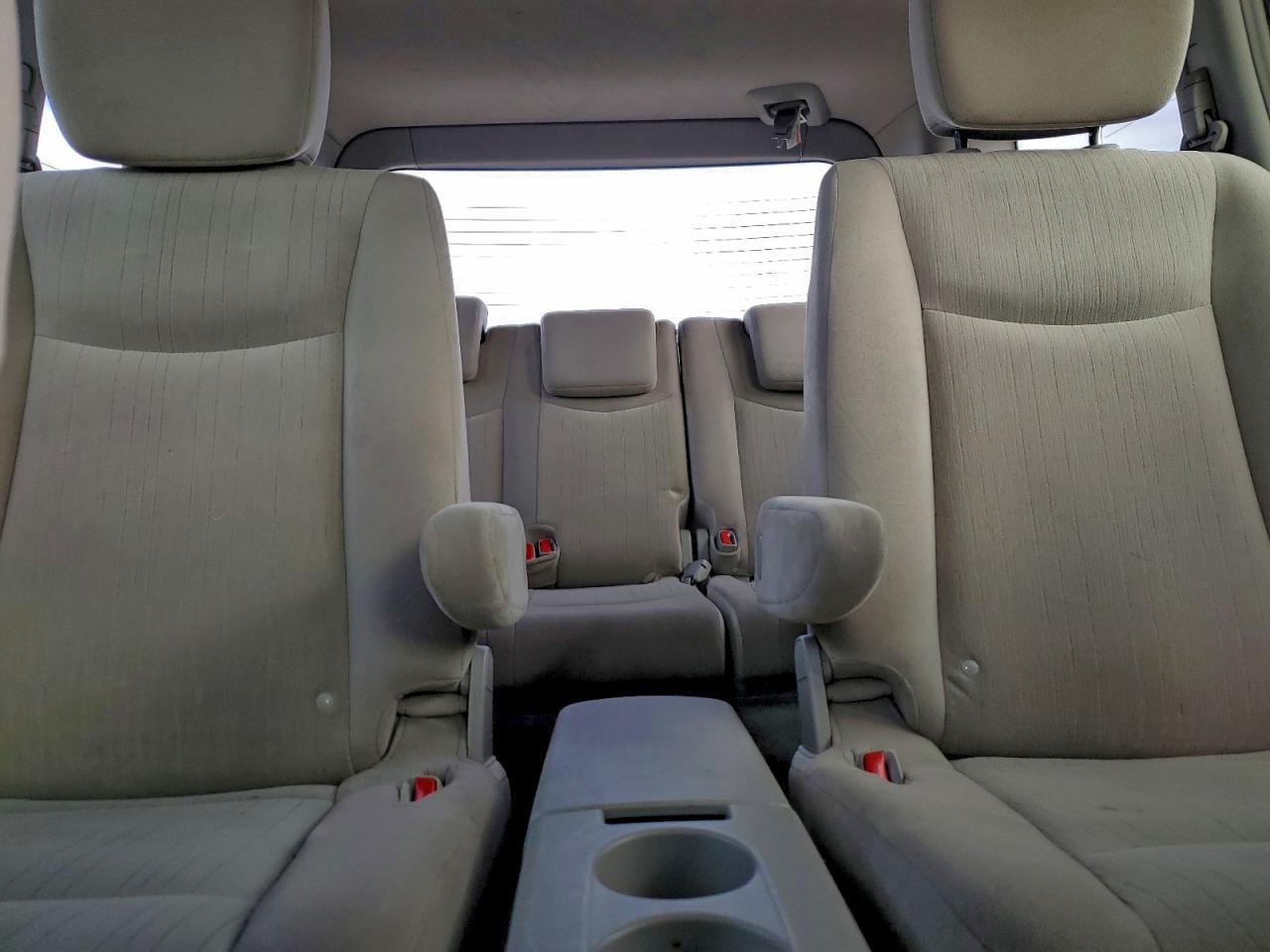 2016 NISSAN Quest