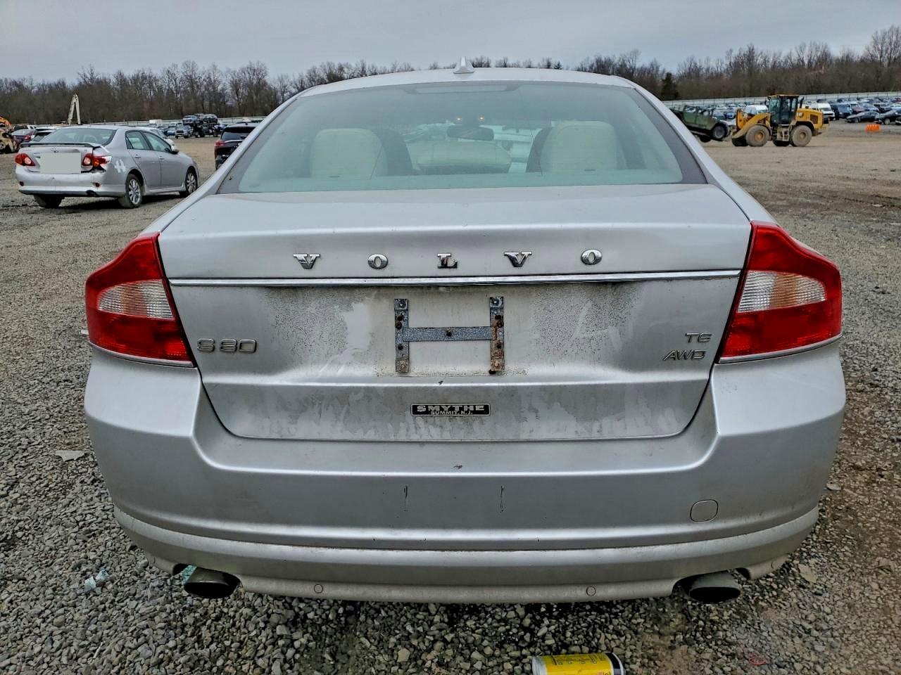 2010 VOLVO S80