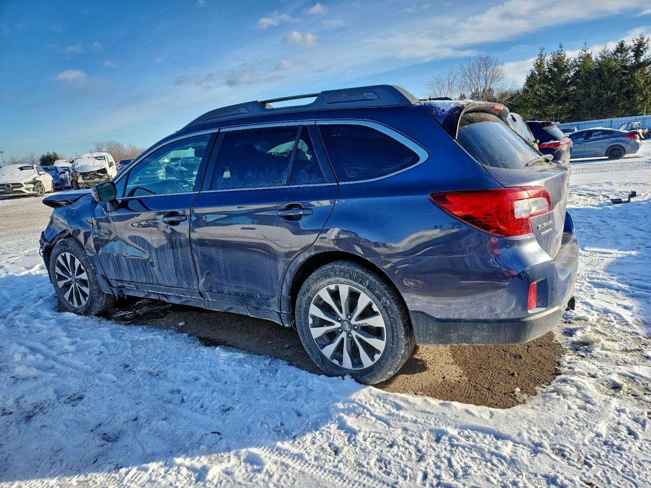 2015 SUBARU Outback