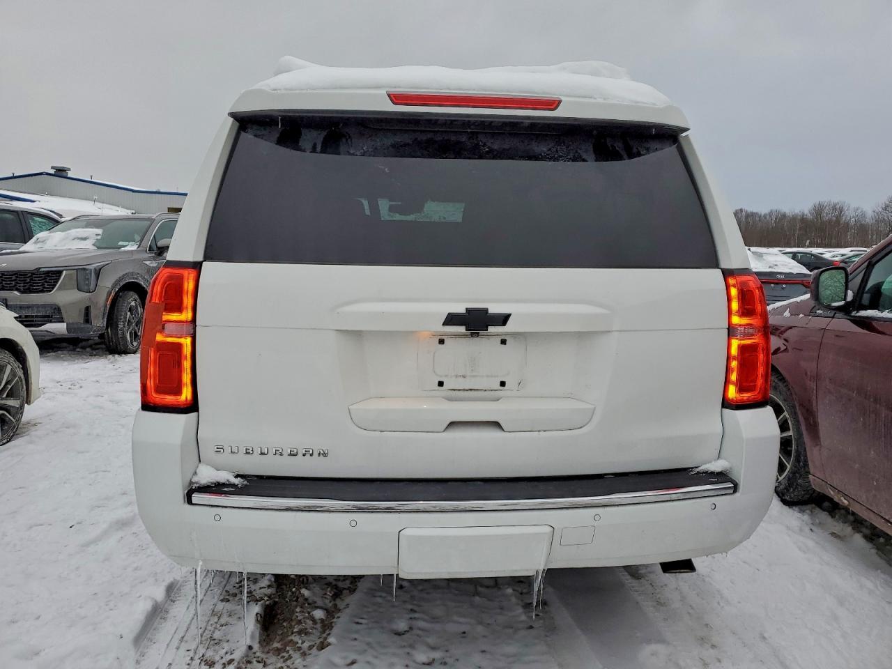 2016 CHEVROLET Suburban