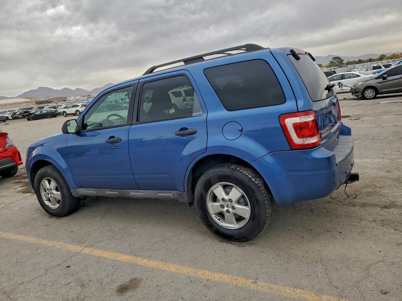 2010 FORD ESCAPE