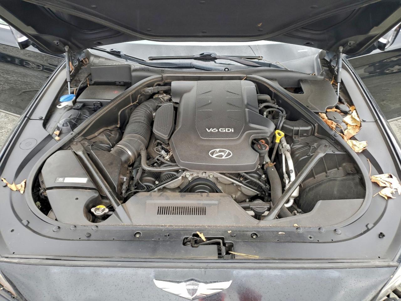 2015 HYUNDAI GENESIS