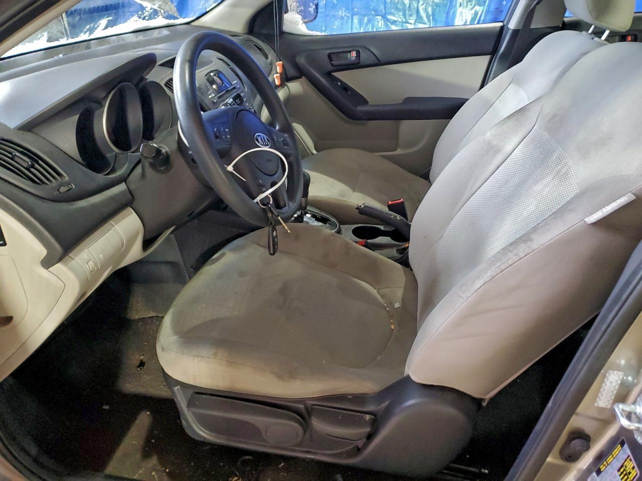 2010 KIA FORTE