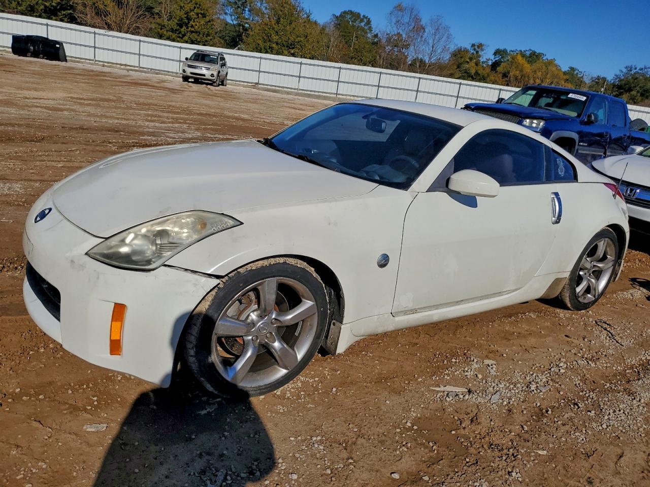 2007 NISSAN Z