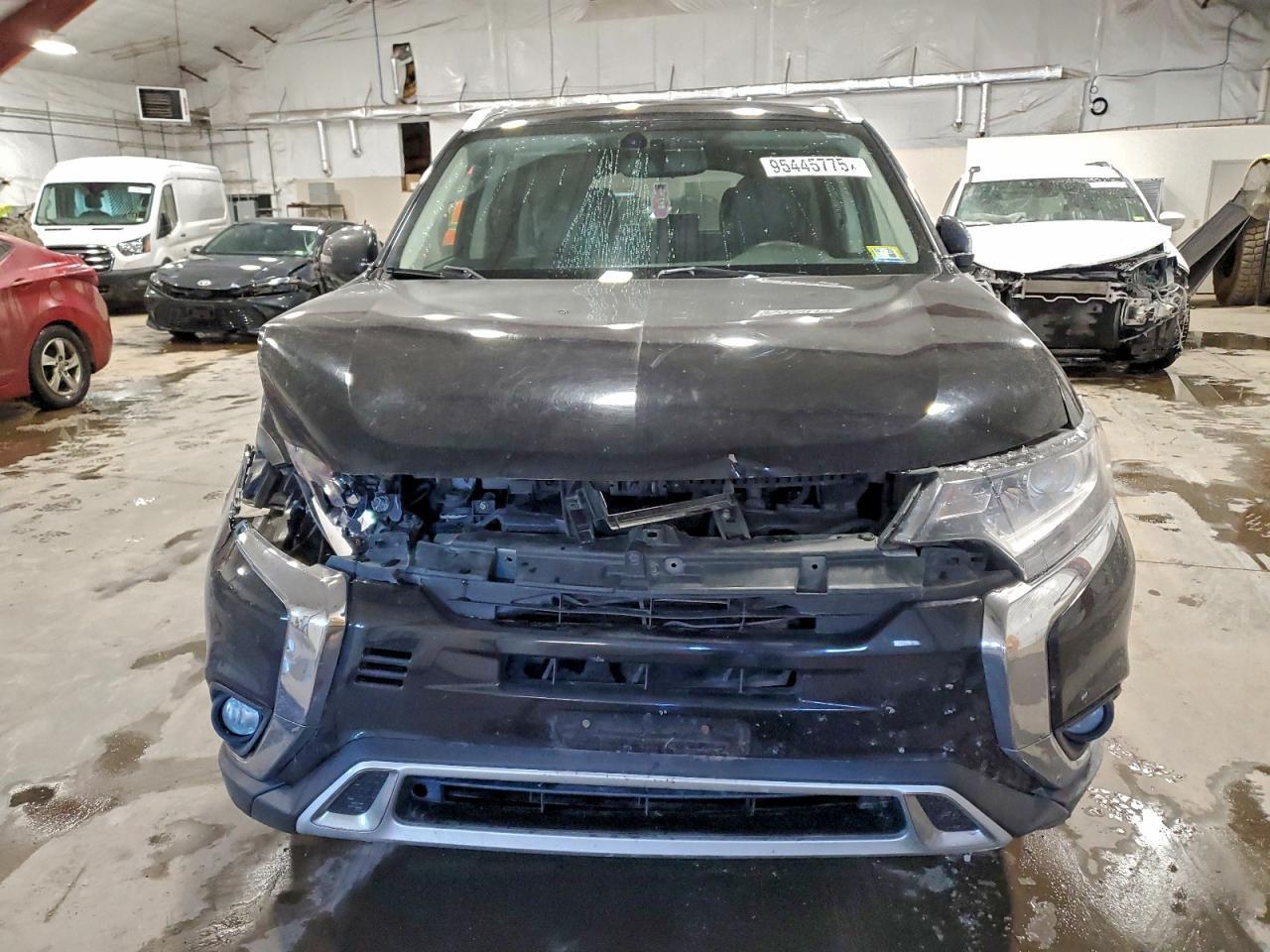2019 MITSUBISHI outlander