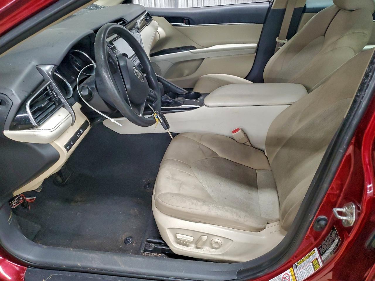 2019 TOYOTA CAMRY