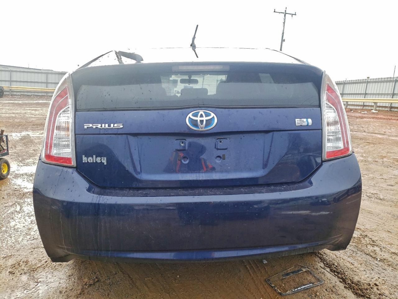 2013 TOYOTA PRIUS