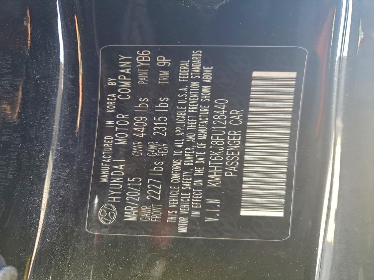 2015 HYUNDAI GENESIS
