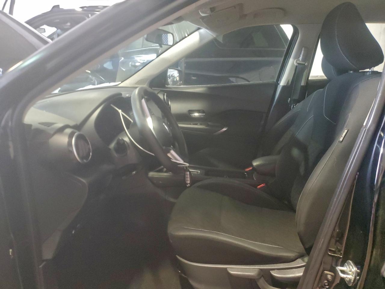 2021 NISSAN KICKS