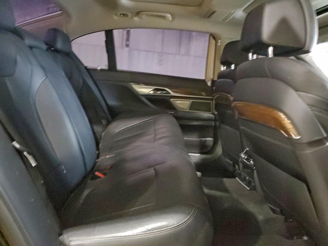2016 BMW 7 series