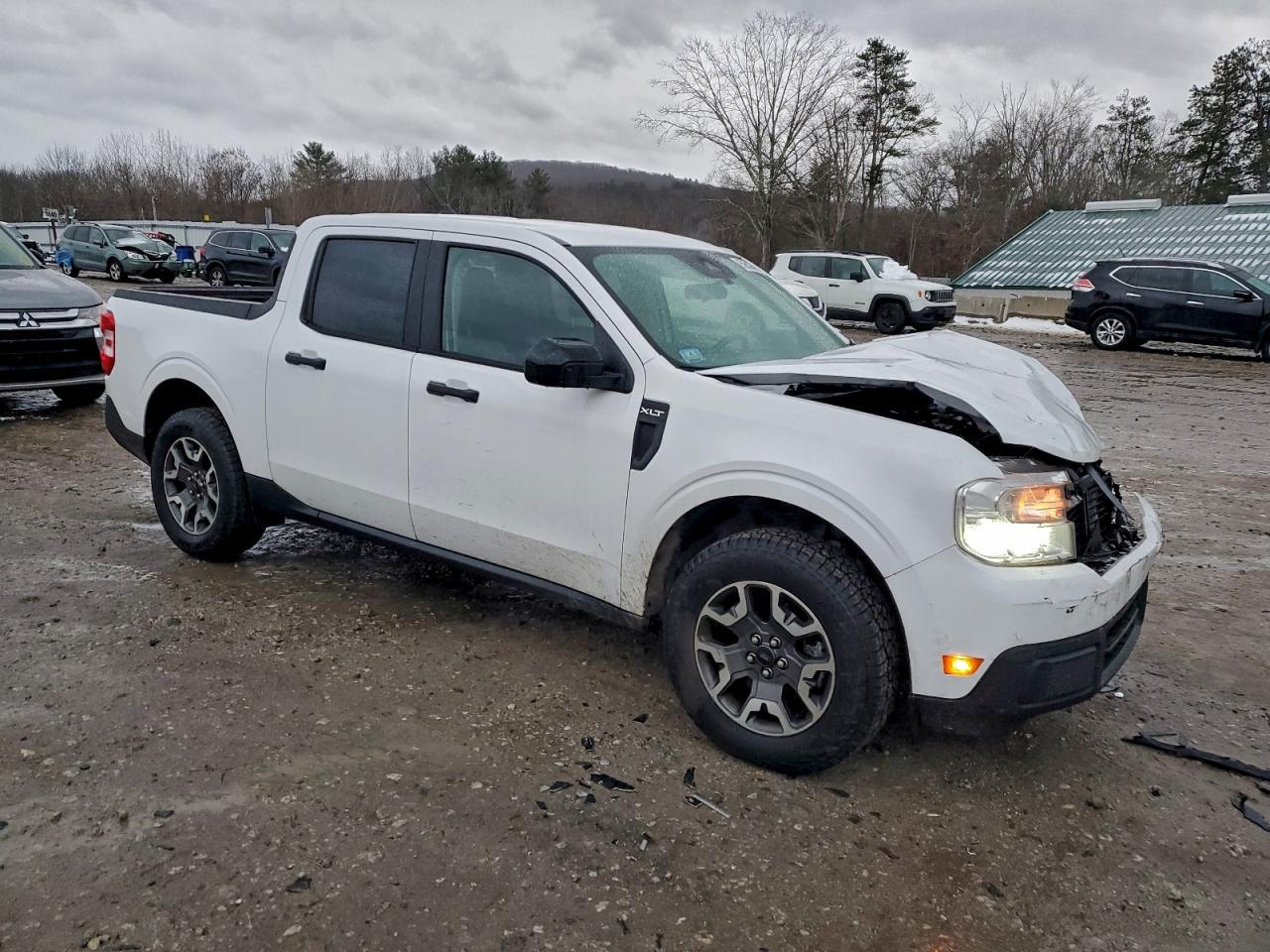 2024 FORD Maverick