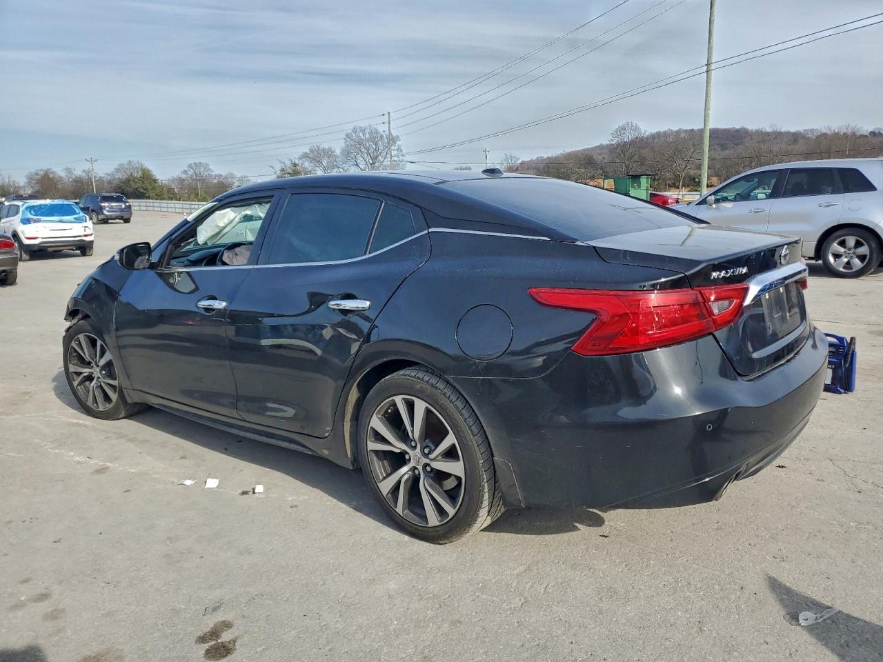 2017 NISSAN Maxima