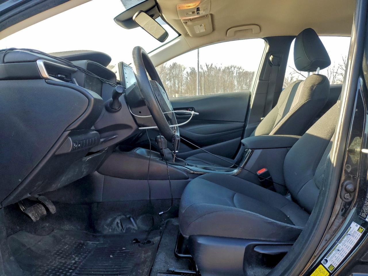 2022 TOYOTA COROLLA