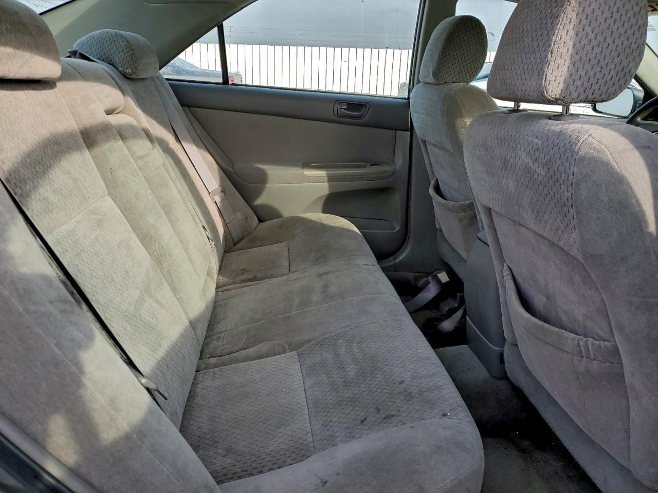 2004 TOYOTA CAMRY