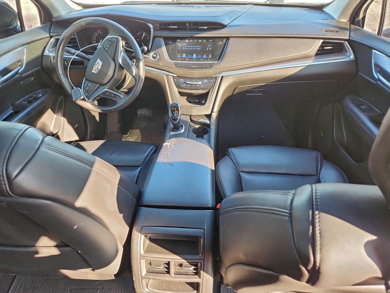 2018 CADILLAC XT5