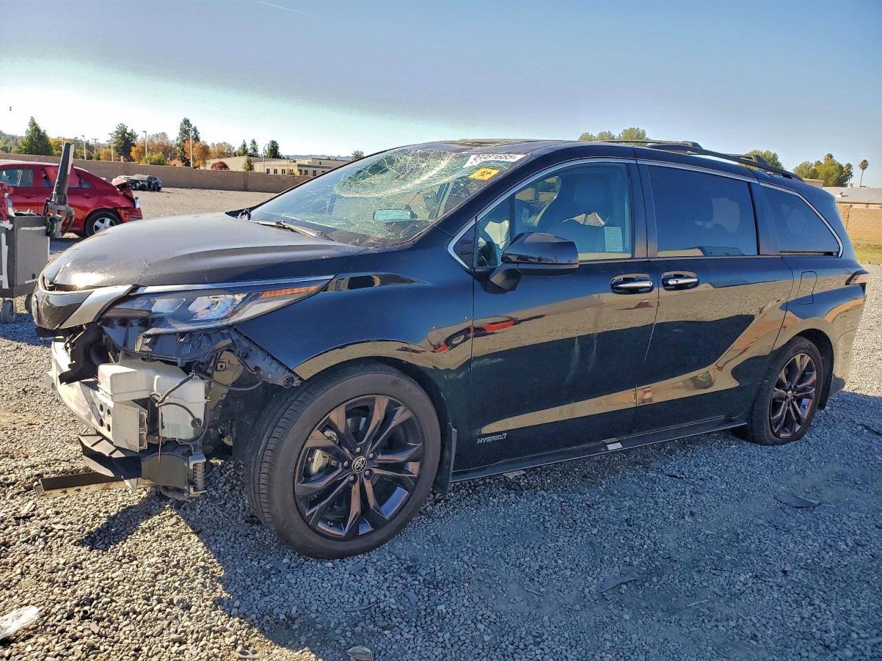 2021 TOYOTA SIENNA