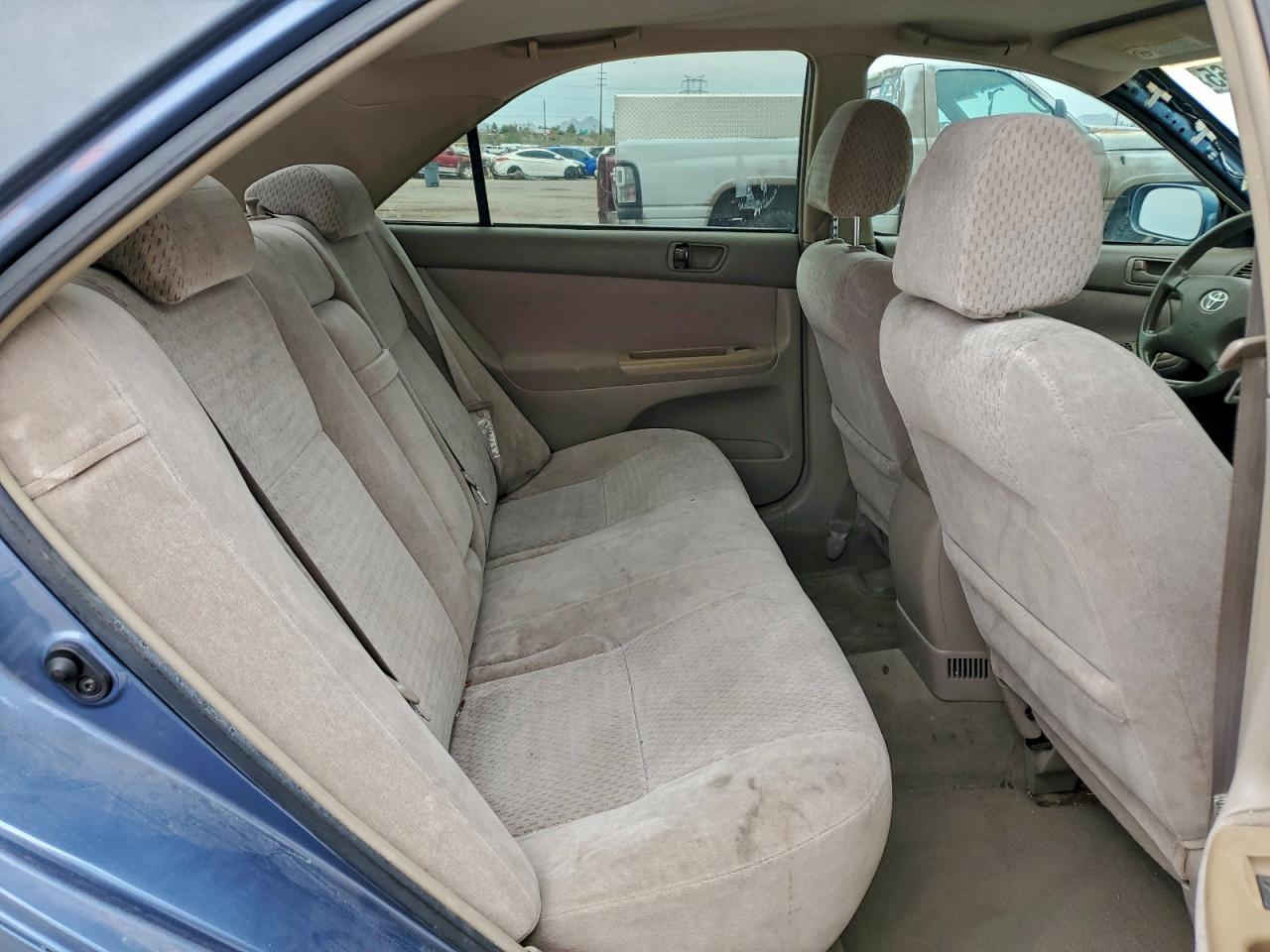 2002 TOYOTA CAMRY