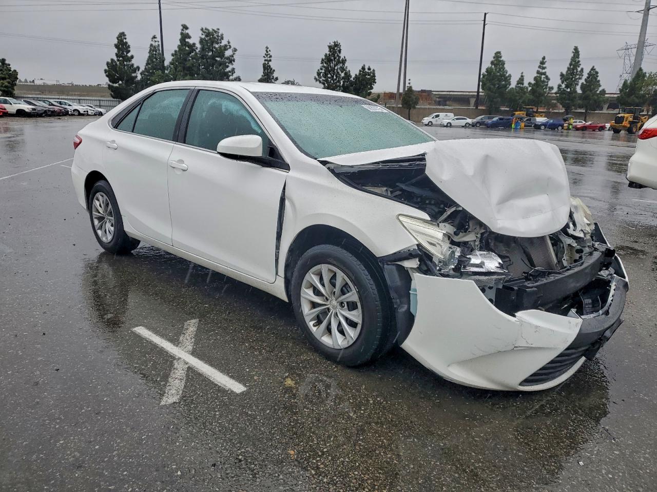 2016 TOYOTA CAMRY