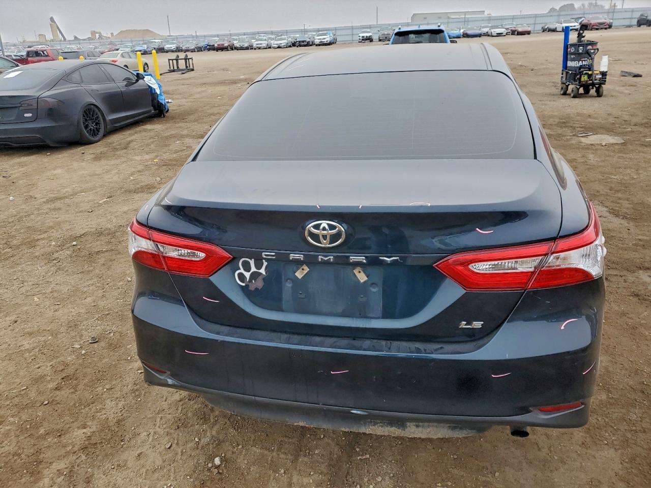 2018 TOYOTA CAMRY