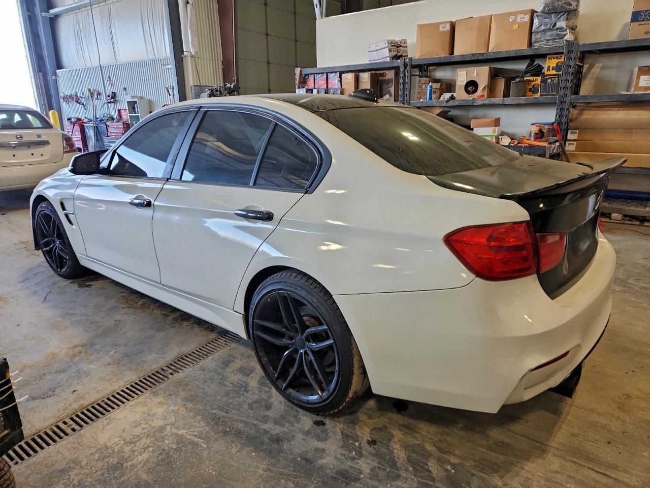 2014 BMW 320