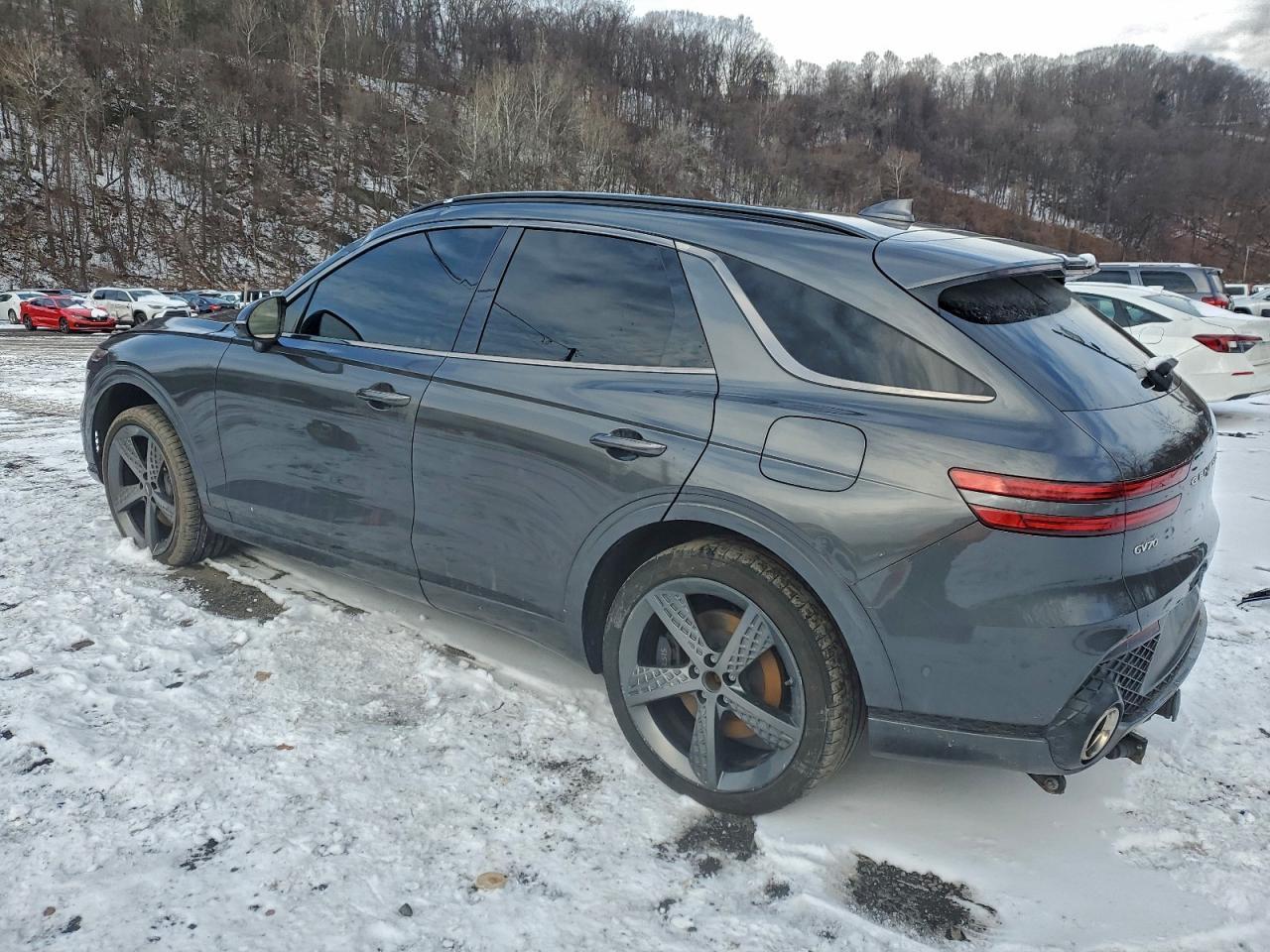 2023 GENESIS GV70