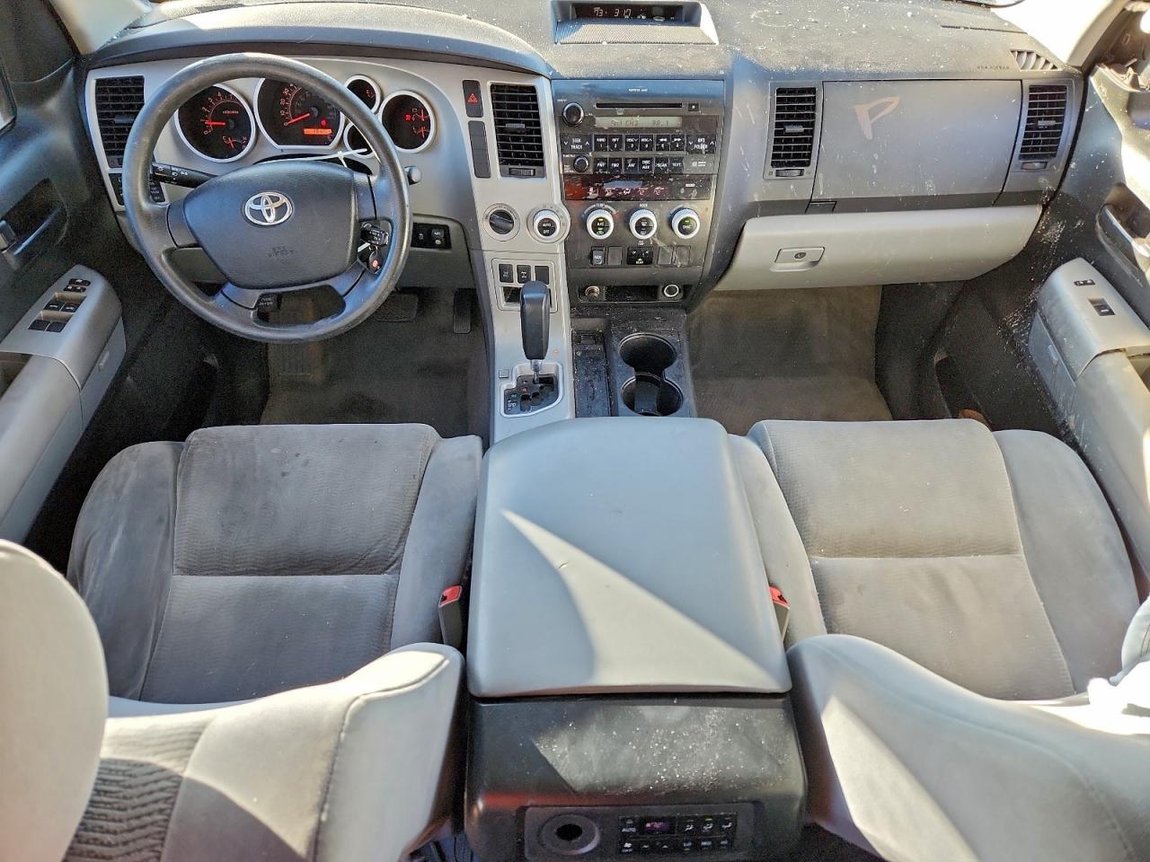 2008 TOYOTA Sequoia