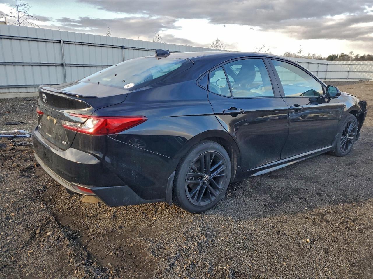 2025 TOYOTA CAMRY