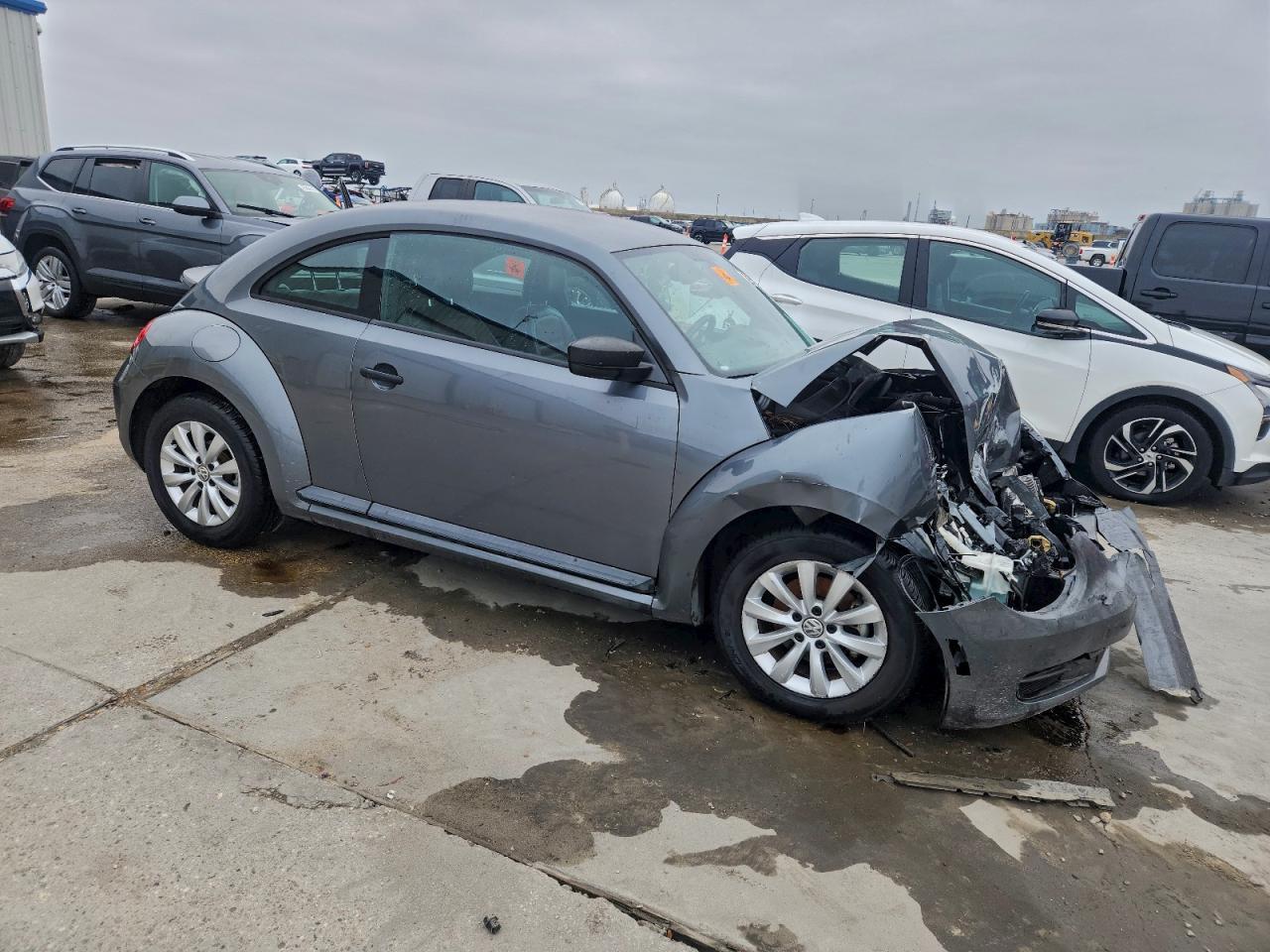 2016 VOLKSWAGEN Beetle