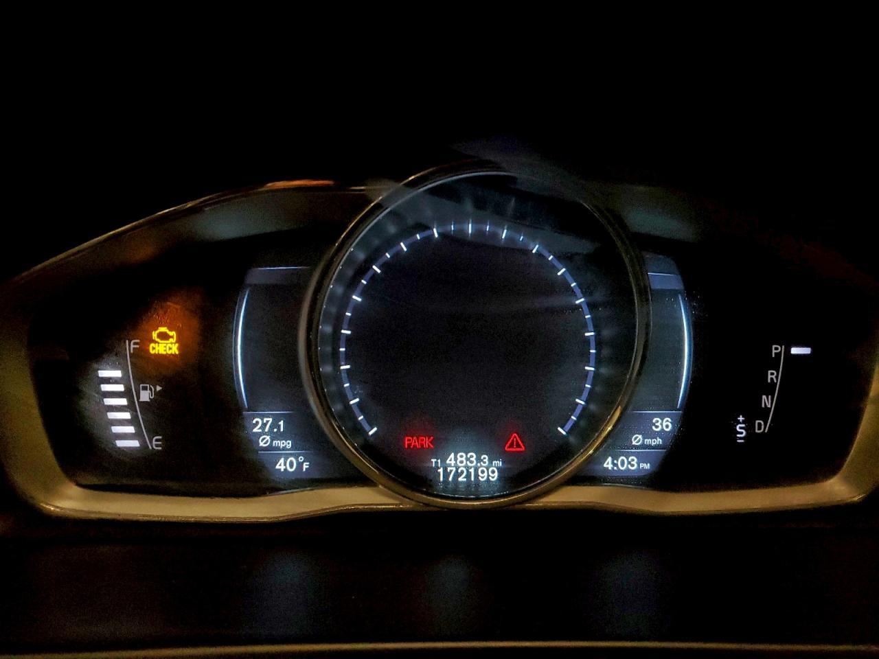 2015 VOLVO S60