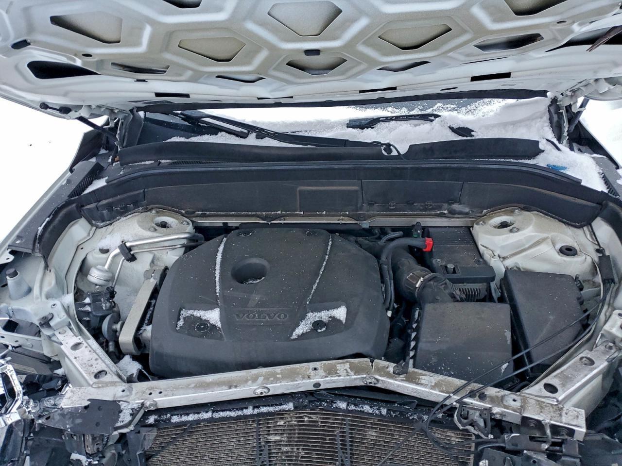2018 VOLVO XC90
