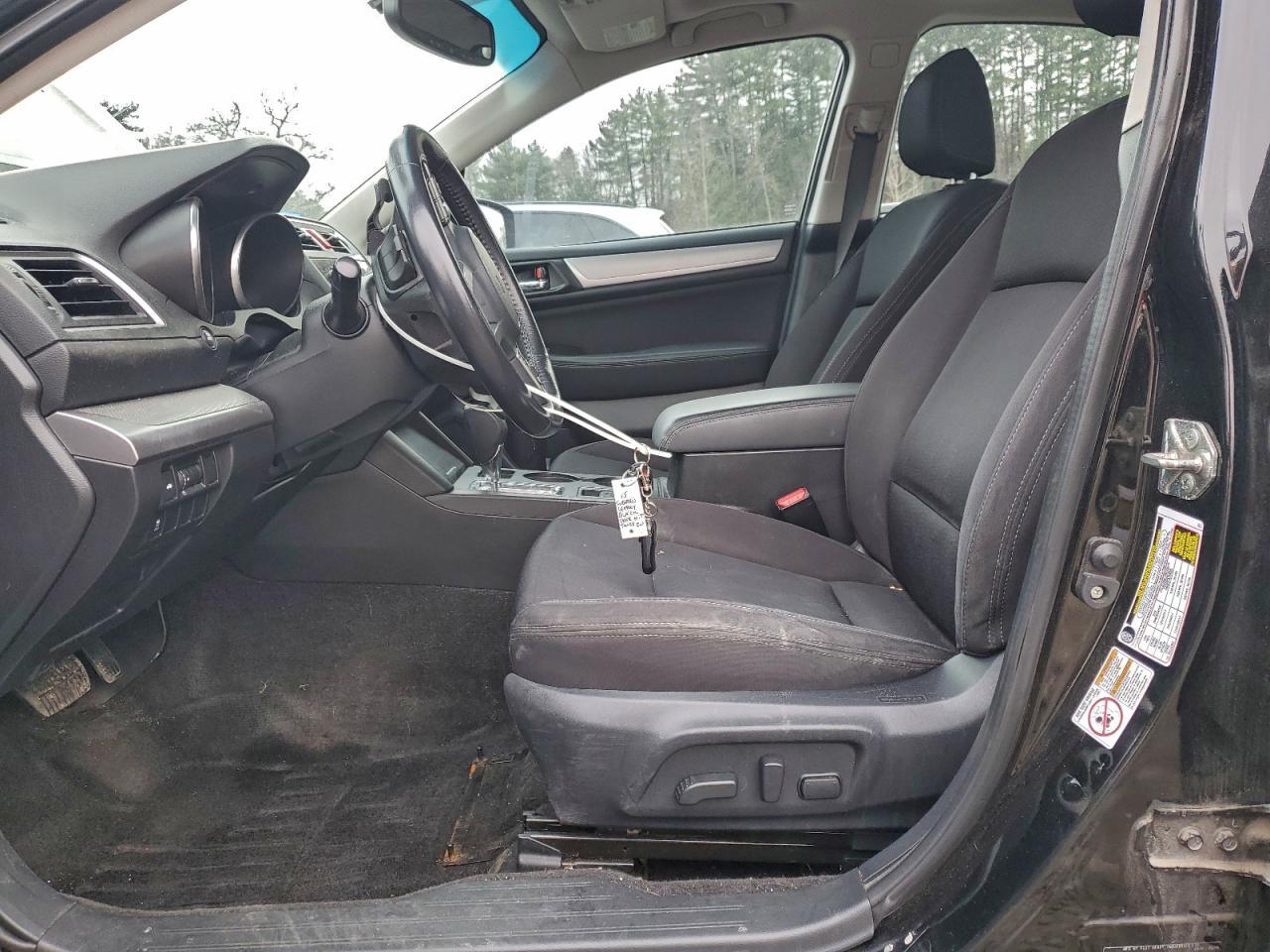 2015 SUBARU Legacy