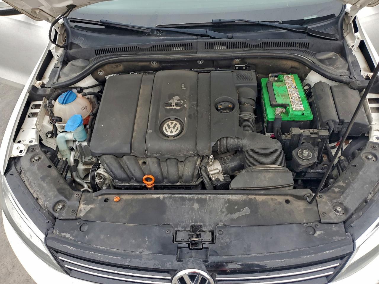 2013 VOLKSWAGEN JETTA