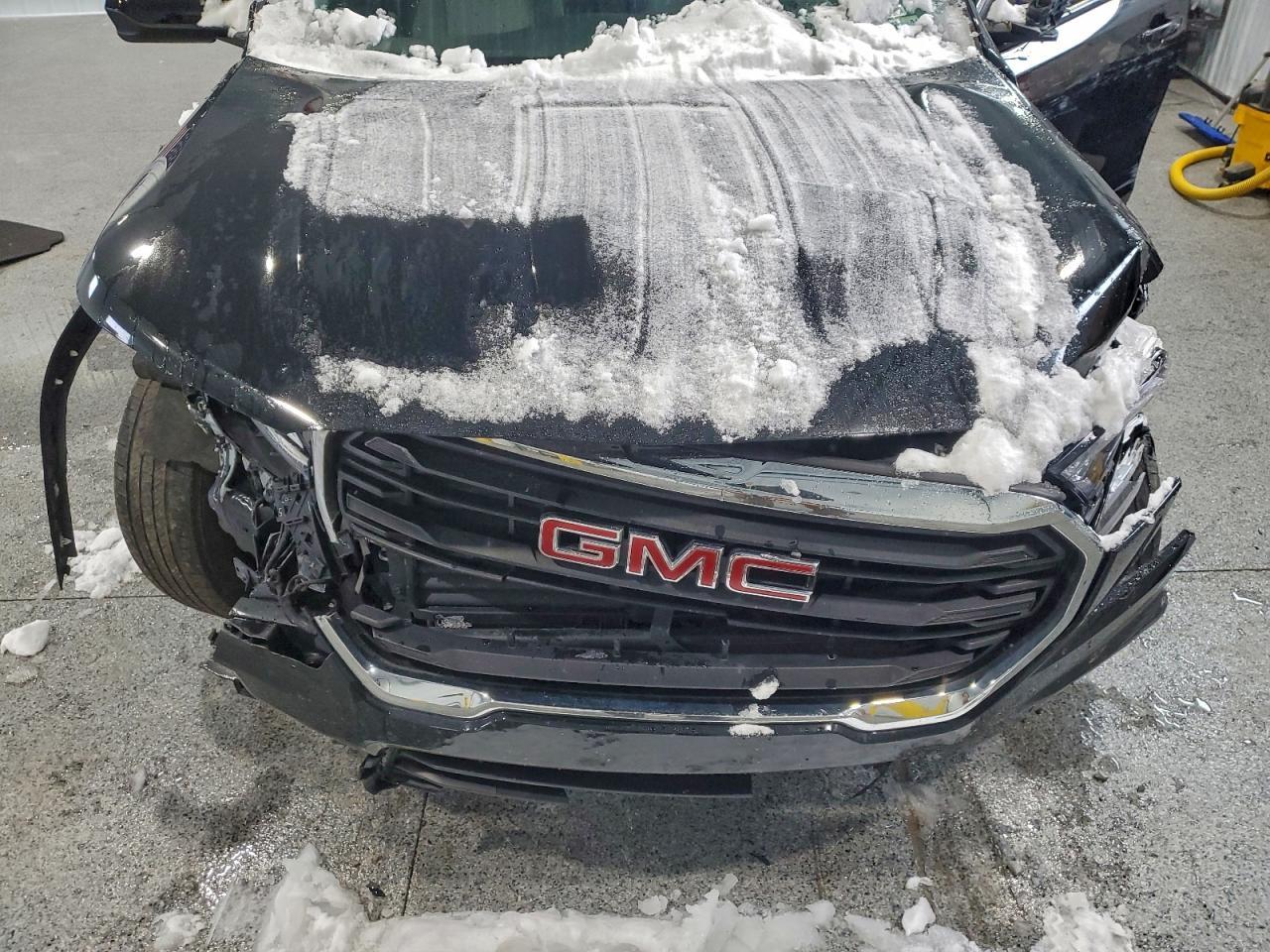 2022 GMC Terrain