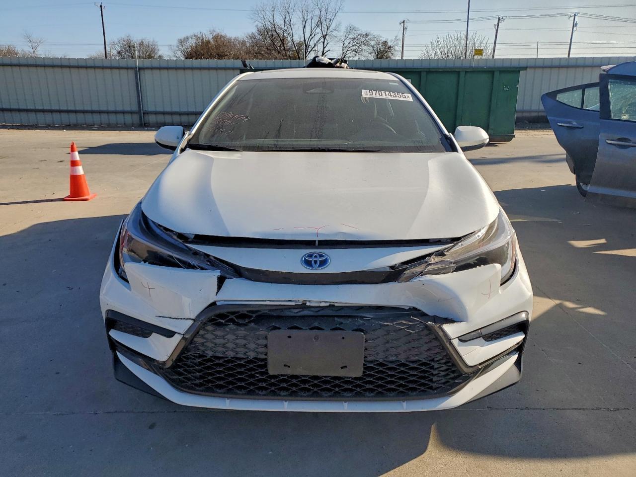 2025 TOYOTA COROLLA