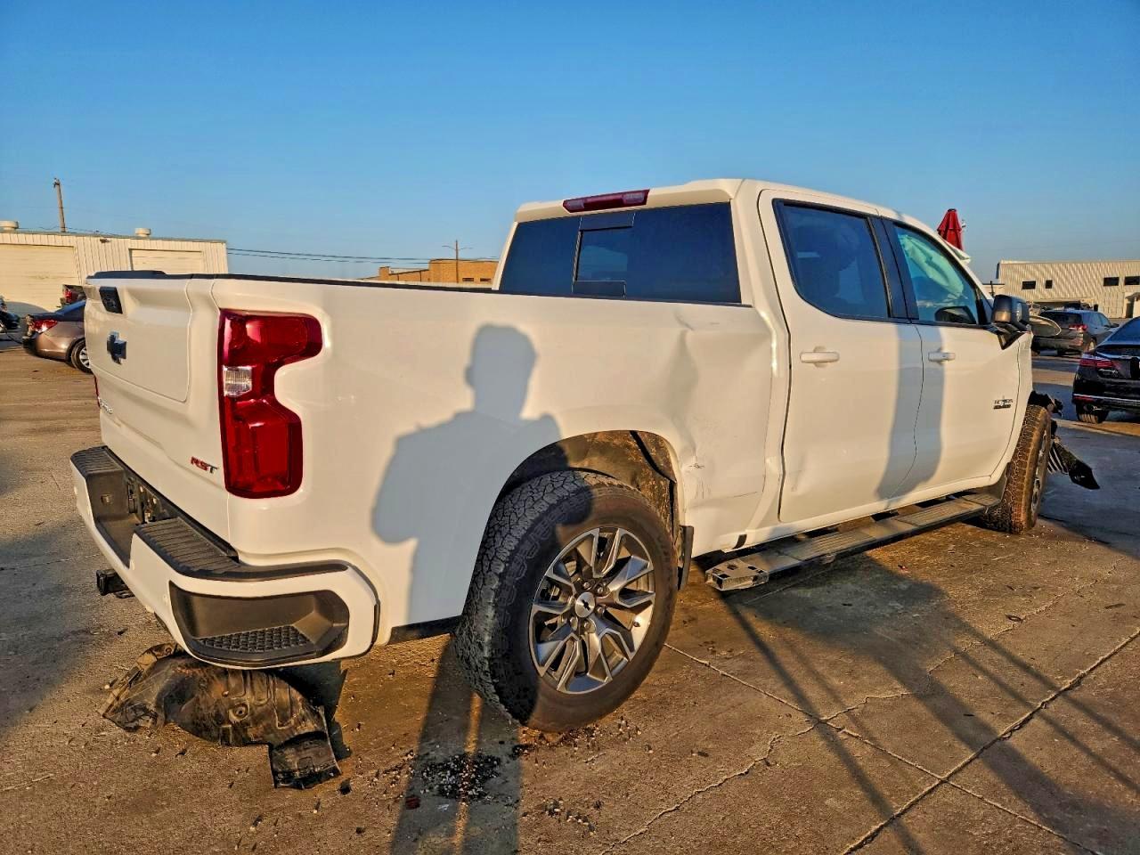 2025 CHEVROLET Silverado