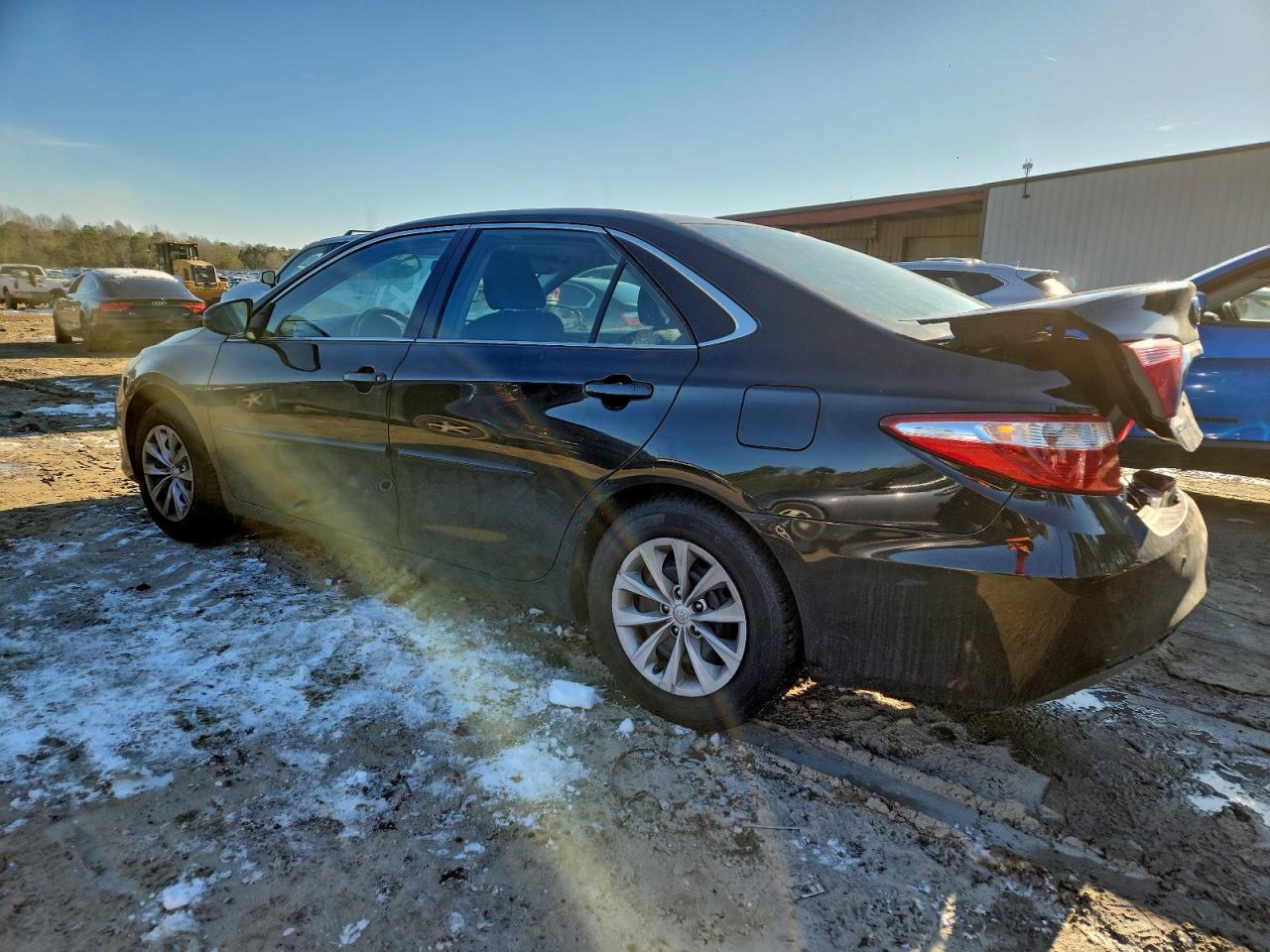 2016 TOYOTA CAMRY