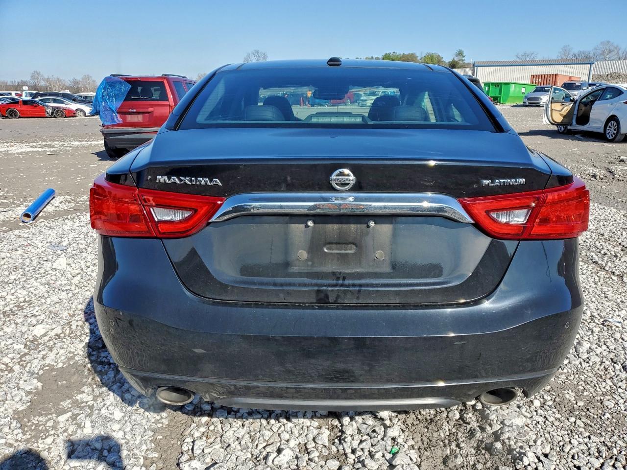 2017 NISSAN Maxima