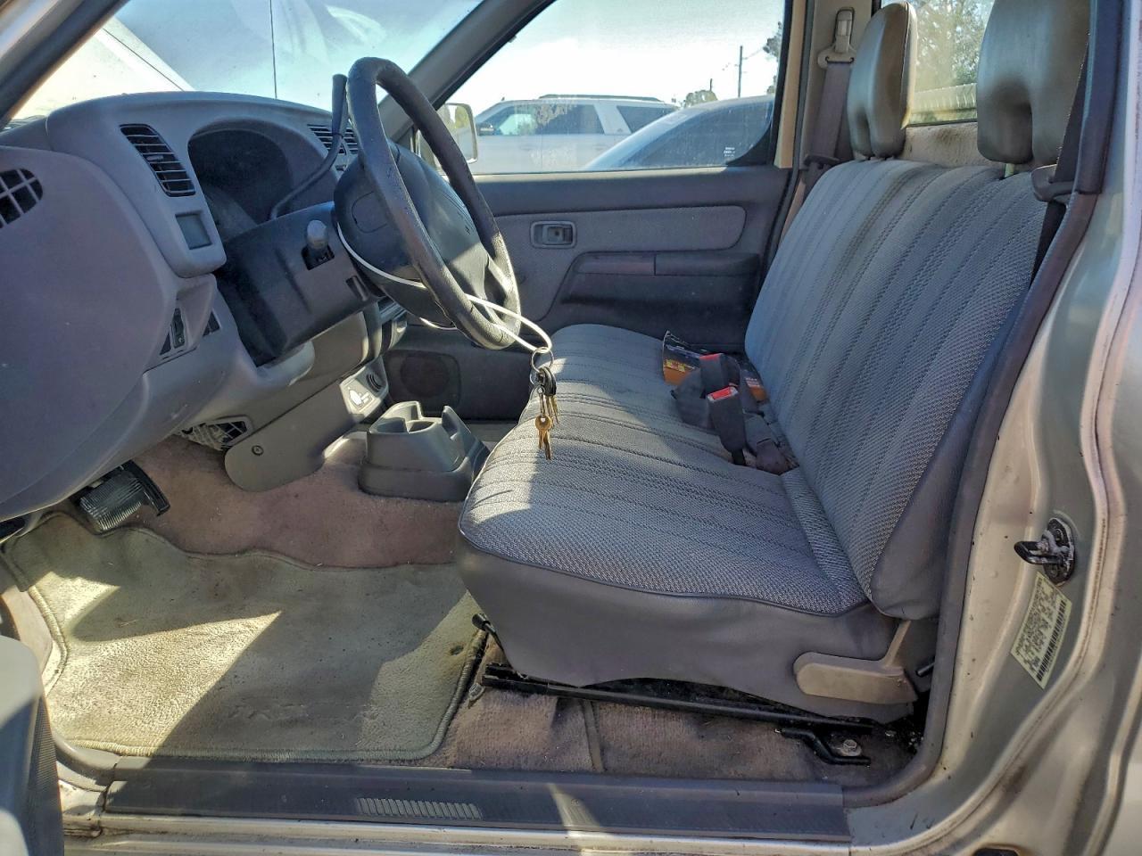 1998 NISSAN Frontier