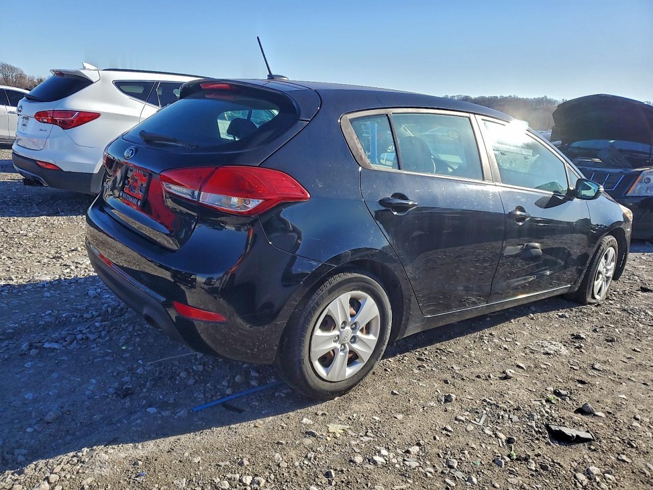 2017 KIA FORTE